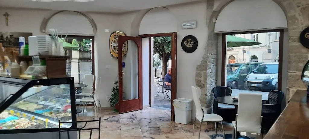 Bar Gelateria Lenzini_Ozieri_slider_image_3