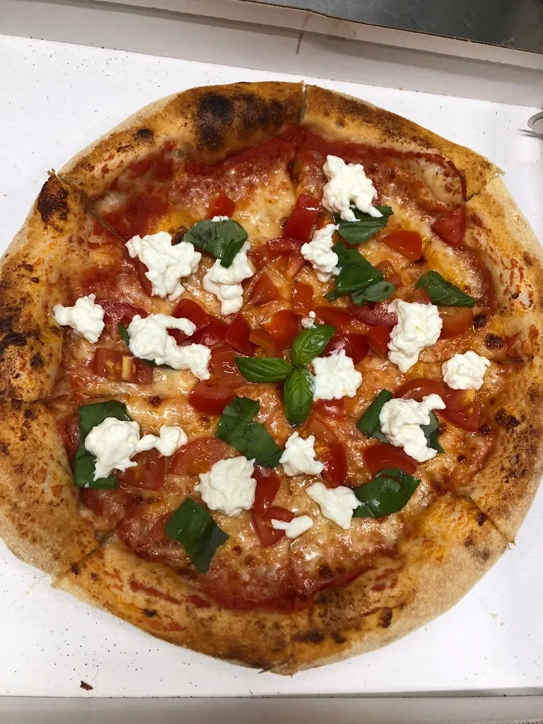 Pizza Garibaldi_Ozieri_slider_image_2