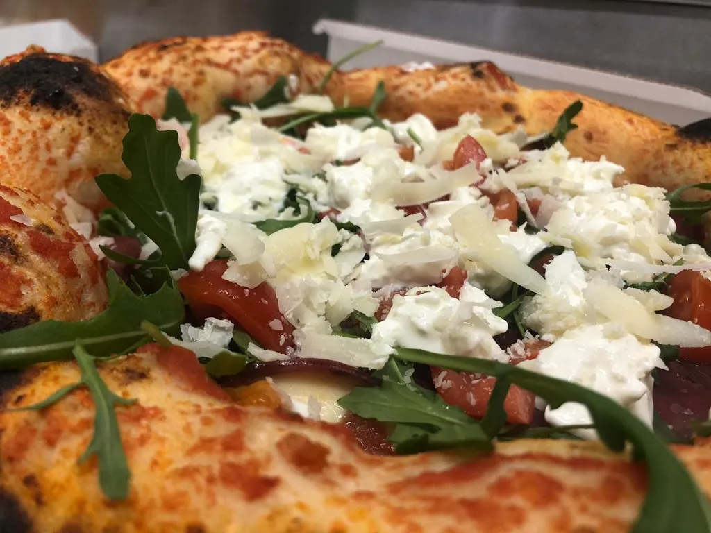 Pizza Garibaldi_Ozieri_slider_image_3