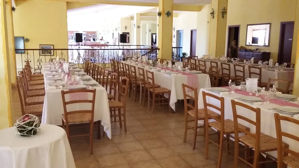 Ristorante Pizzeria Hotel La Lanterna nel bosco_Perdasdefogu_slider_image_2