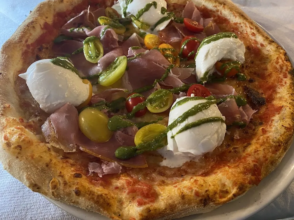 Dicios pizzeria_Ploaghe_slider_image_3