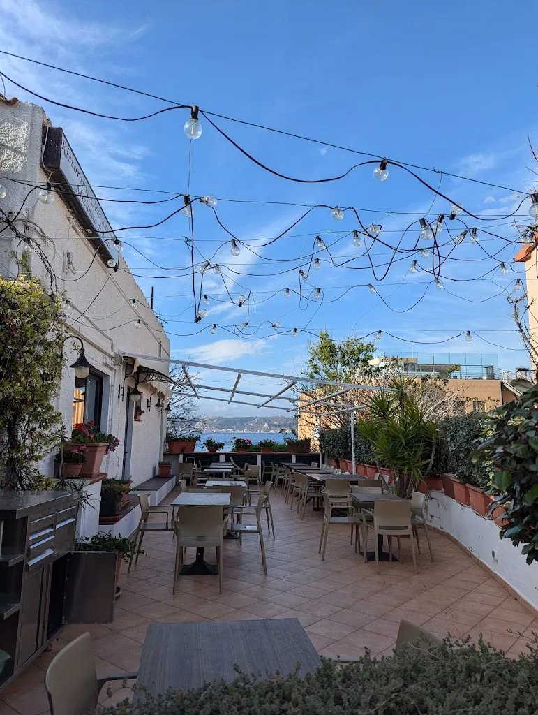 Enikő Tóth_Ristorante C'era Una Volta_Palau_review