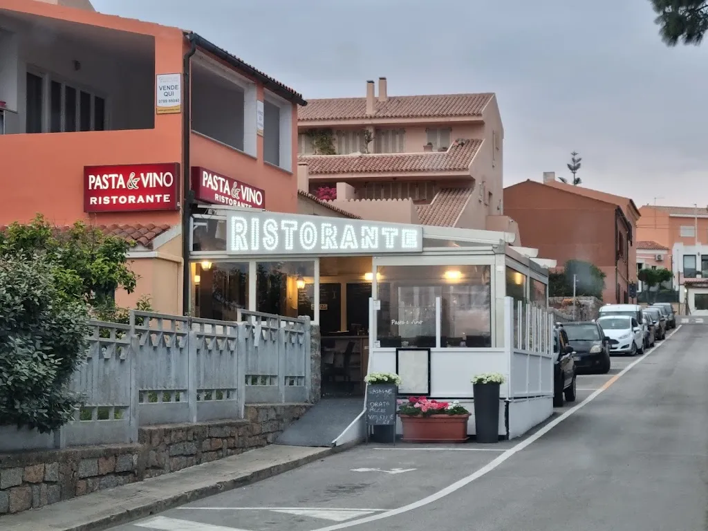 Ristorante Pasta e Vino restaurant in Palau