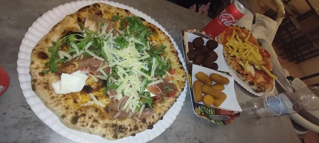 Menu_Pizzeria Queen's_Francavilla Fontana_image_3