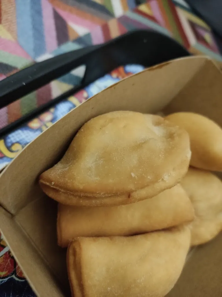 mina see_Pizzeria Queen's_Francavilla Fontana_review