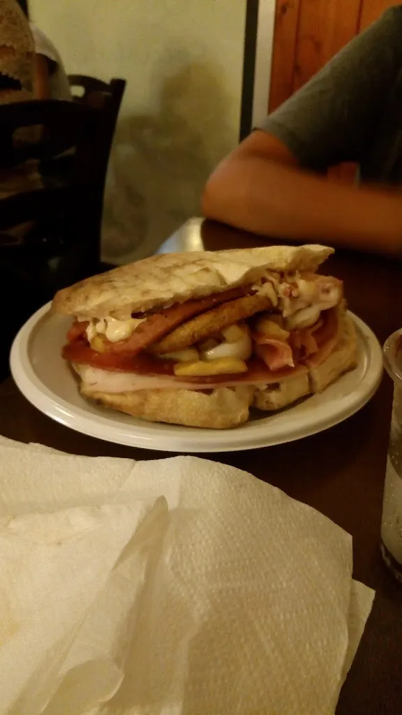 Raul Olar_Pizzeria Queen's_Francavilla Fontana_review