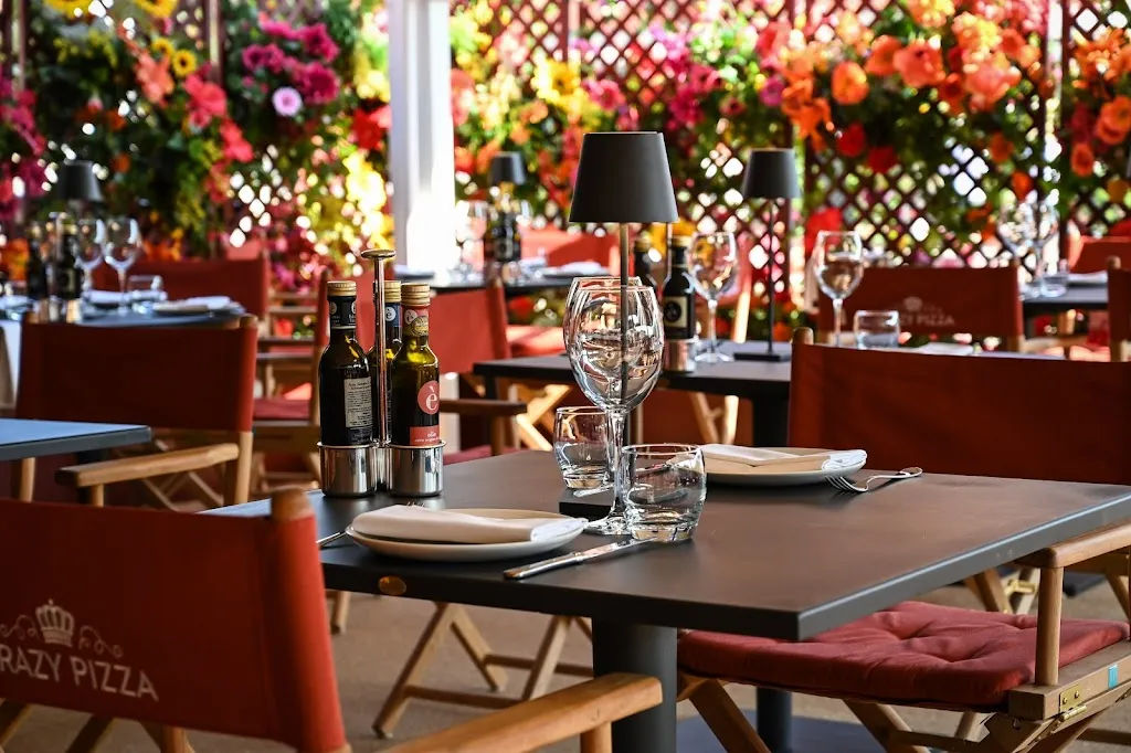 Crazy Pizza Porto Cervo restaurant in Porto Cervo