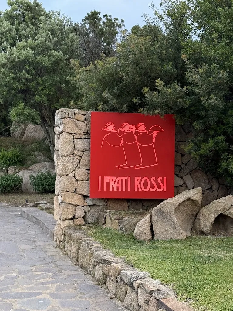 Lawrence Hon_I Frati Rossi_Porto Cervo_review