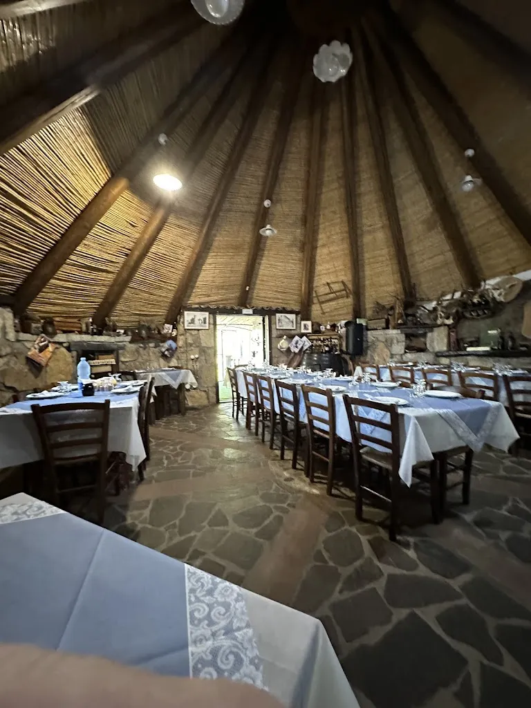 Ryan Pearce_Su Pinnettu_Provincia di Nuoro_review