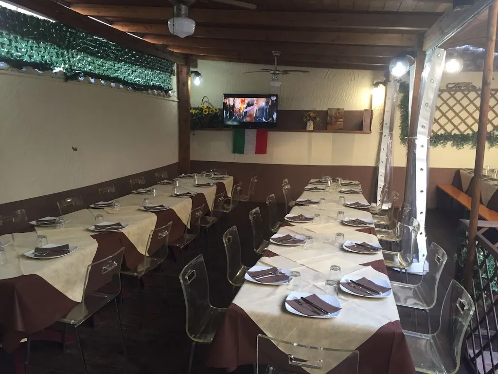 La Nuova Taverna di Roberto Migoni restaurant in Pozzomaggiore