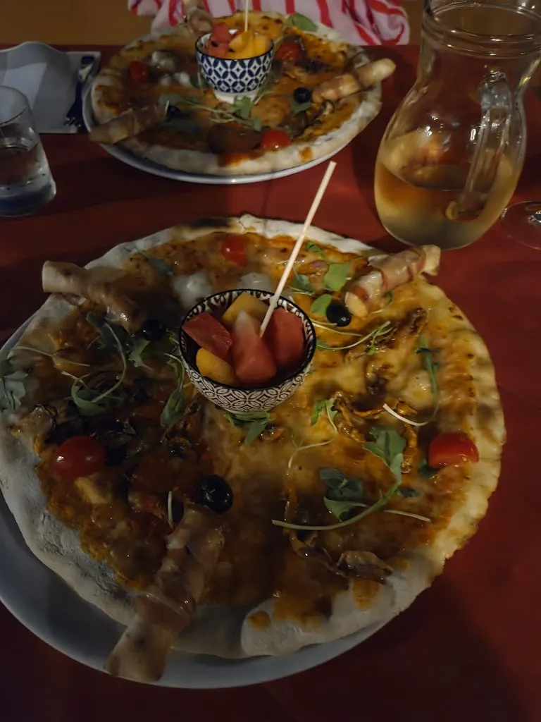 Pizzeria Domus La Roccia_Pozzomaggiore_slider_image_3