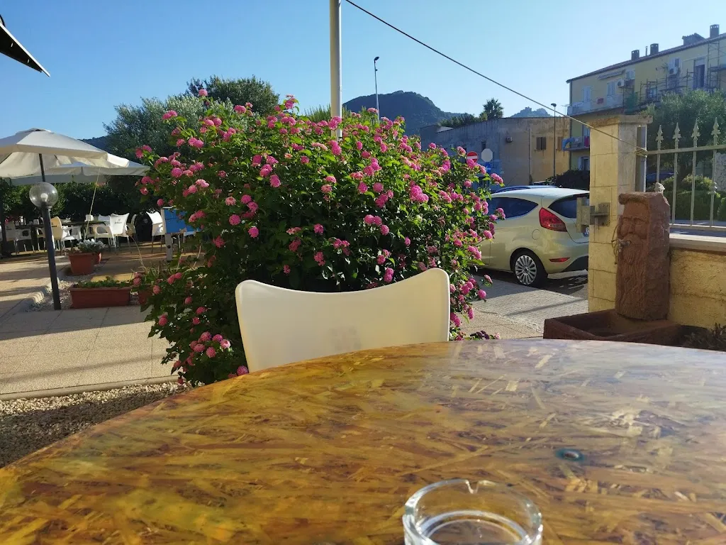 Leoni Salvatore_Pozzomaggiore_slider_image_2