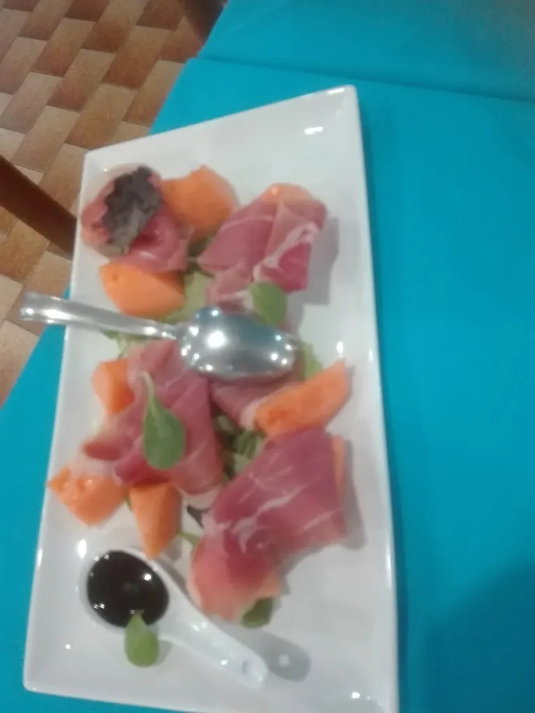 Gianmauro Testoni_Ristorante Pizzeria L'Elisir_Pozzomaggiore_review