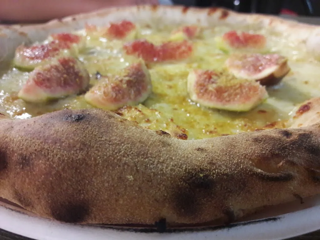 Markus Schmidt_Pizzeria Civico Diciannove_Riola Sardo_recensione