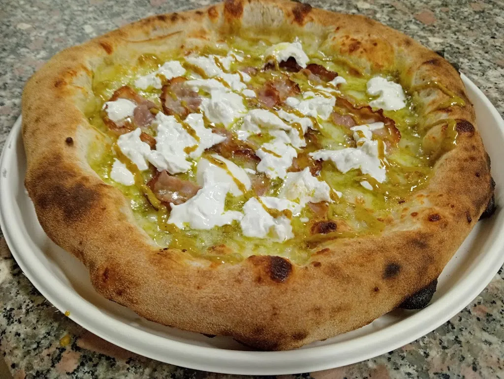 Pizzeria Civico Diciannove_Riola Sardo_slider_image_3