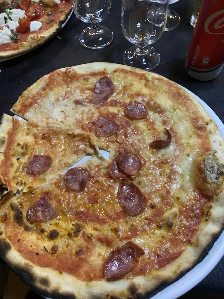 Pizzeria La Ginestra_Riola Sardo_slider_image_2