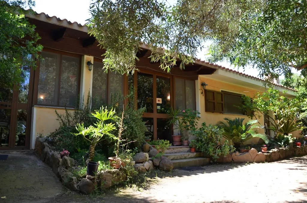 Bachile Bertula Agriturismo_Riola Sardo_slider_image_1