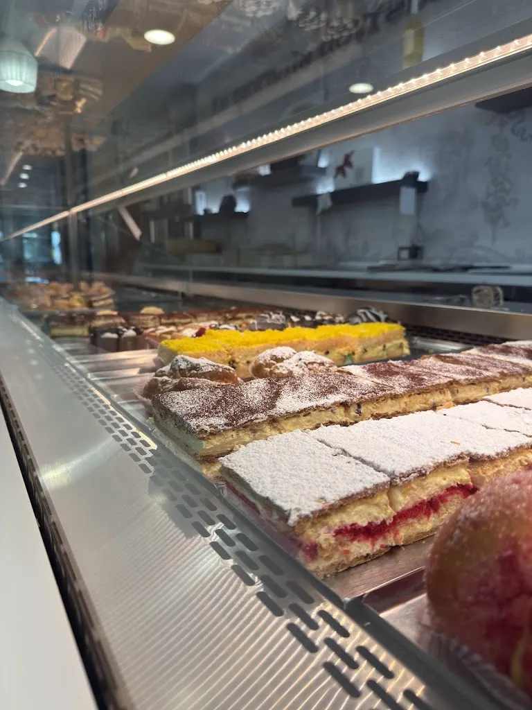 Eva Rebuffo_Pasticceria Caffetteria Terra Sarda Di Pianti Angela Riola Sardo_Riola Sardo_review