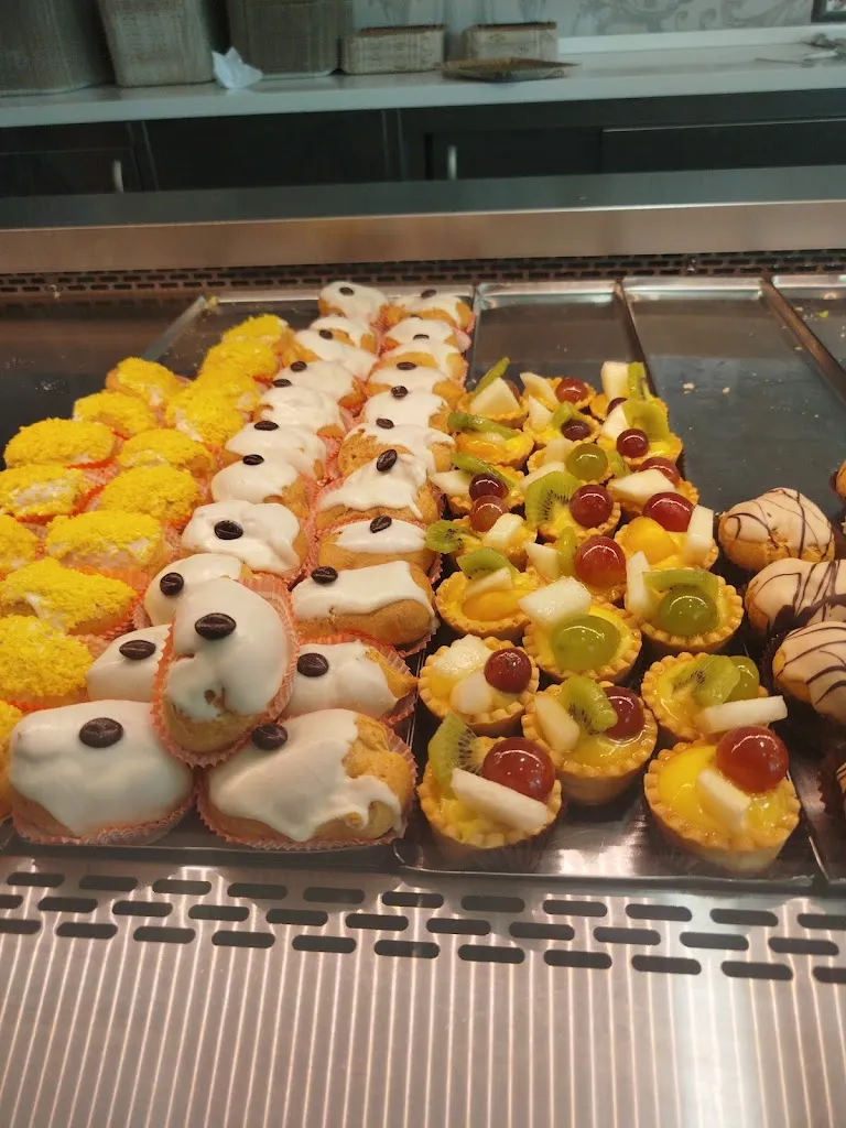 Serena De Santis_Pasticceria Caffetteria Terra Sarda Di Pianti Angela Riola Sardo_Riola Sardo_review