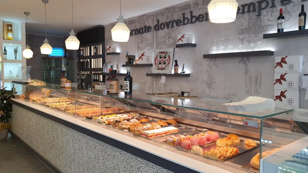 Pasticceria Caffetteria Terra Sarda Di Pianti Angela Riola Sardo_Riola Sardo_slider_image_1