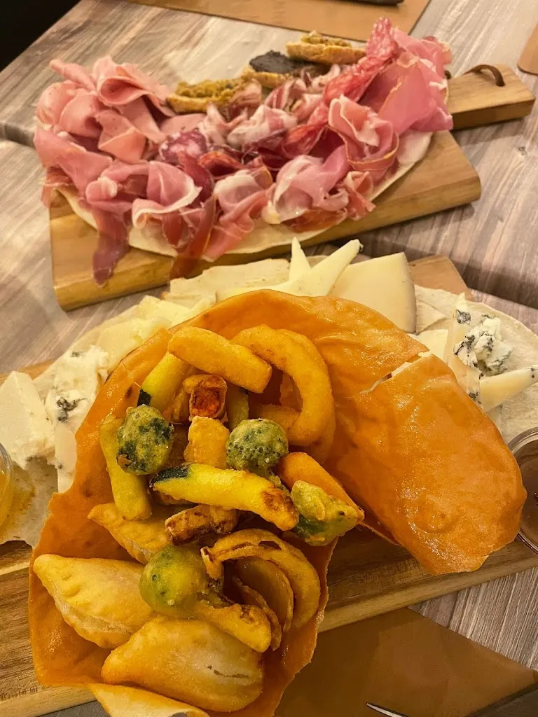 Menu_Bellika's Lounge Bar_Quartucciu_image_2