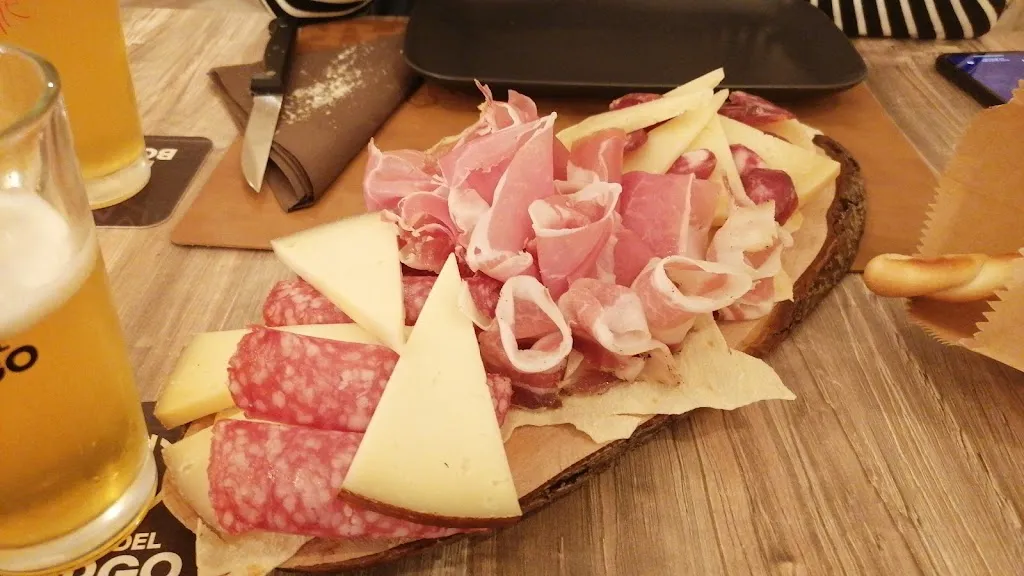 Claudia Piludu_Bellika's Lounge Bar_Quartucciu_review