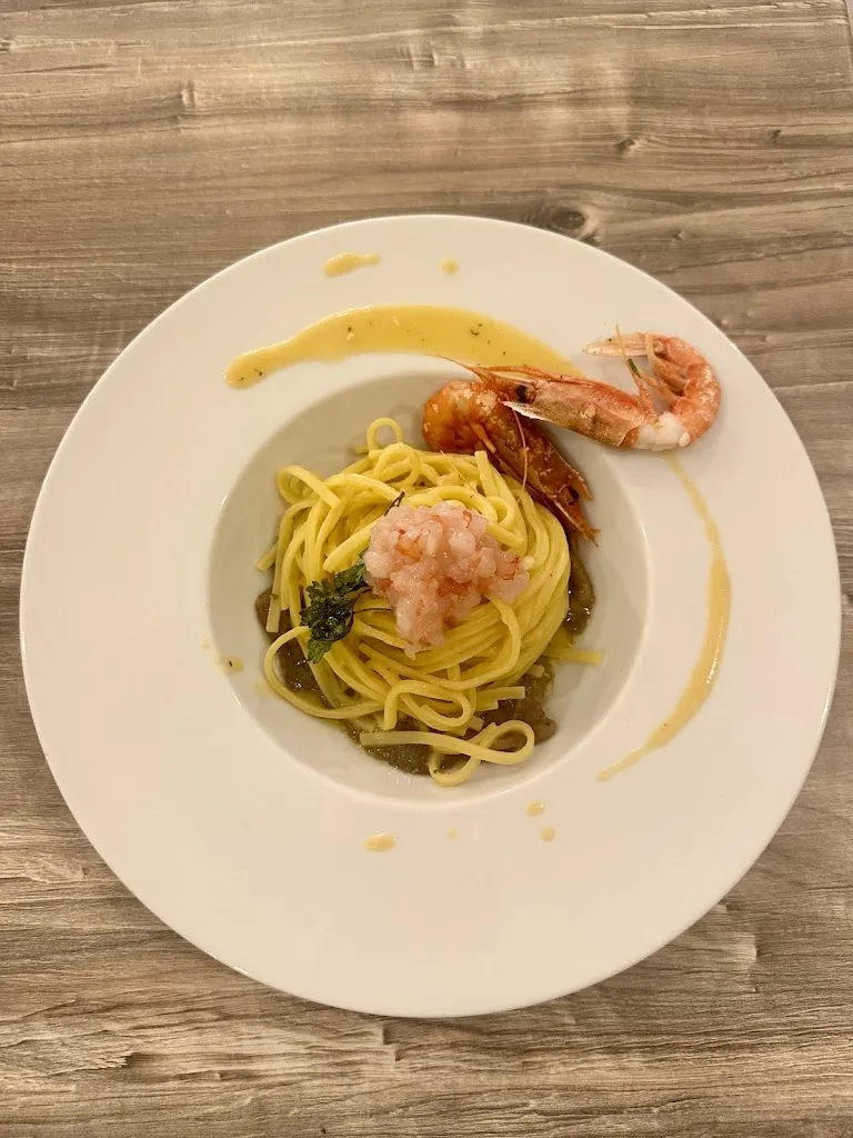 Bellika's Lounge Bar_Quartucciu_slider_image_3