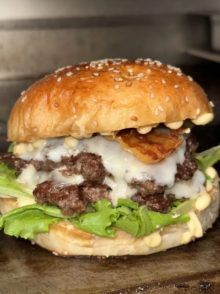 Su Boy Burgers_Quartucciu_slider_image_1