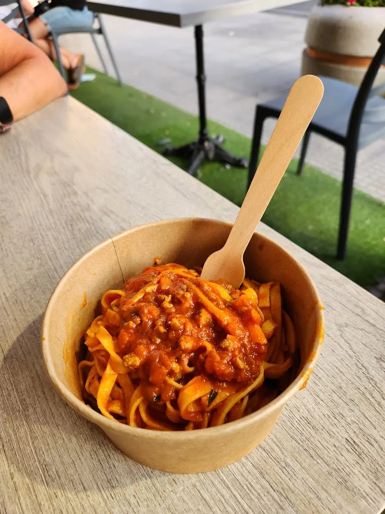 Joel Thivierge_Pastadì - Tutti i Giorni è Carbo-Day_Quartucciu_recensione