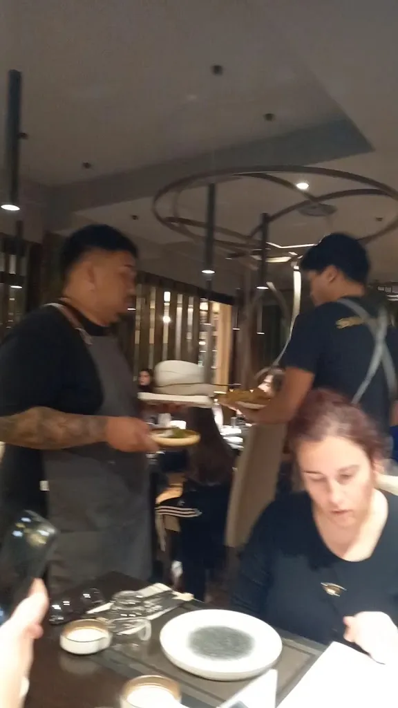 SINGAPORE RESTAURANT_Quartucciu_slider_image_2