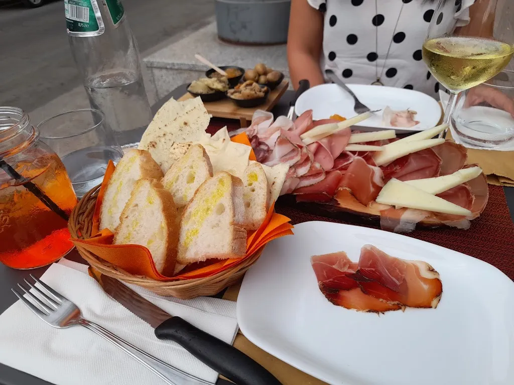 Menu_Enoteca Wineria Sant'Elena_Quartu Sant'Elena_image_5