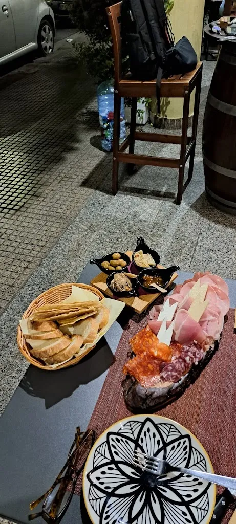 Menu_Enoteca Wineria Sant'Elena_Quartu Sant'Elena_image_6