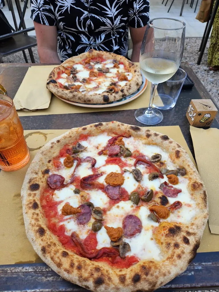 Stefana Marton_Pizzeria Grains Quartu_Quartu Sant'Elena_review