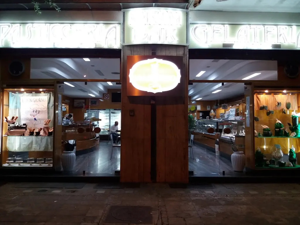 Brin Bar restaurant in Francavilla Fontana