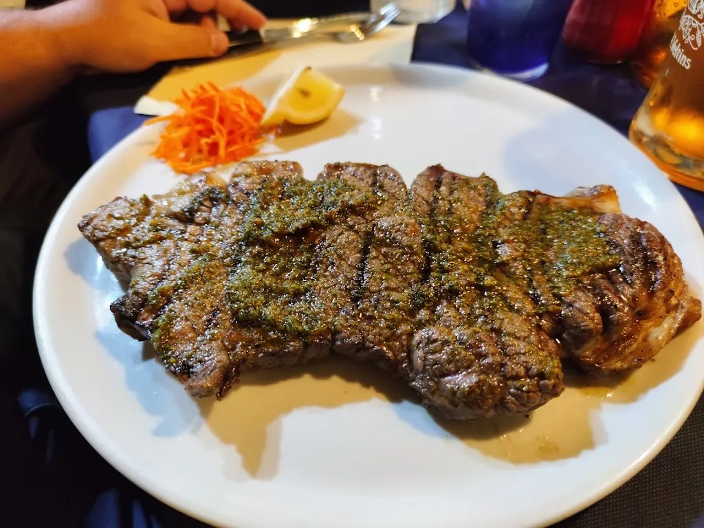 Gianfranco Frau_La Capannina_Quartu Sant'Elena_recensione