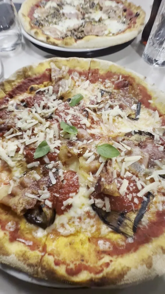 elena elele_Oxtop21_Quartu Sant'Elena_review