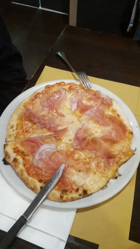 Menu_Pizza Margherita Risto Pub_Quartu Sant'Elena_image_4