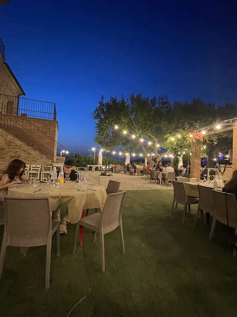 Alessio Bianchini_La Casina del Bosco di Don Venanzio_Casalbordino-Miracoli_review