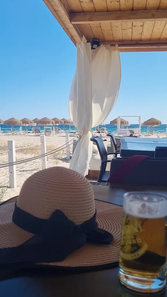 B-Stone Beach_Quartu Sant'Elena_slider_image_2