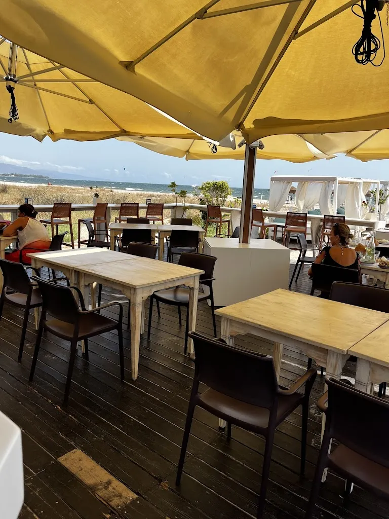 B-Stone Beach_Quartu Sant'Elena_slider_image_3