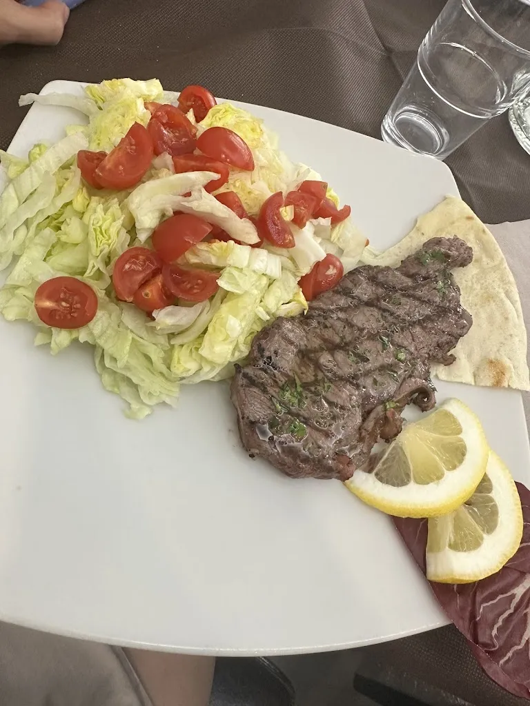 Gusto Sardo Bar_Restaurant_Quartu Sant'Elena_slider_image_3