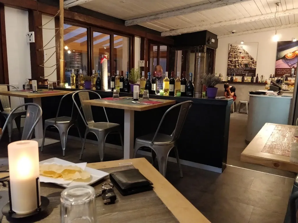 Tandoori indian food Quartu restaurant in Quartu Sant'Elena