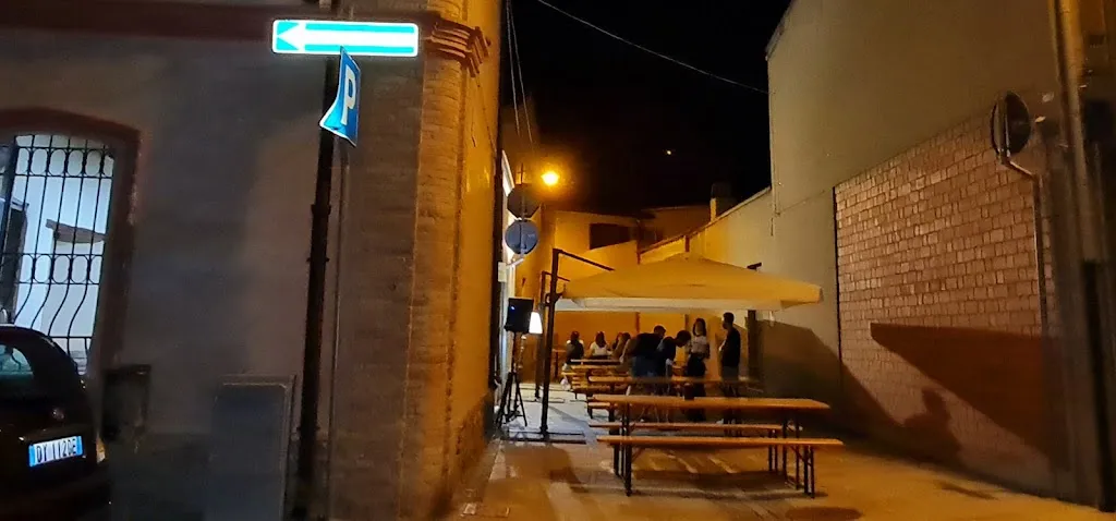 Emozioni Moda - Fashion Personal Shoppers_Vineria Mangiantini_Samassi_review