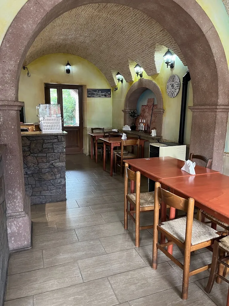 Salvatore Mele_La Bottega dei Sapori di Fabio Raspizzu_Samugheo_review