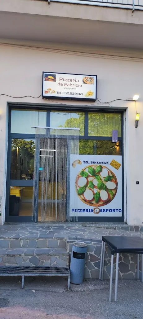 Pizzeria da fabrizio restaurant in Samugheo