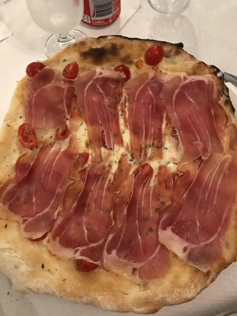Claudia C_Pizzeria da Orazio_San Giovanni Suergiu_review