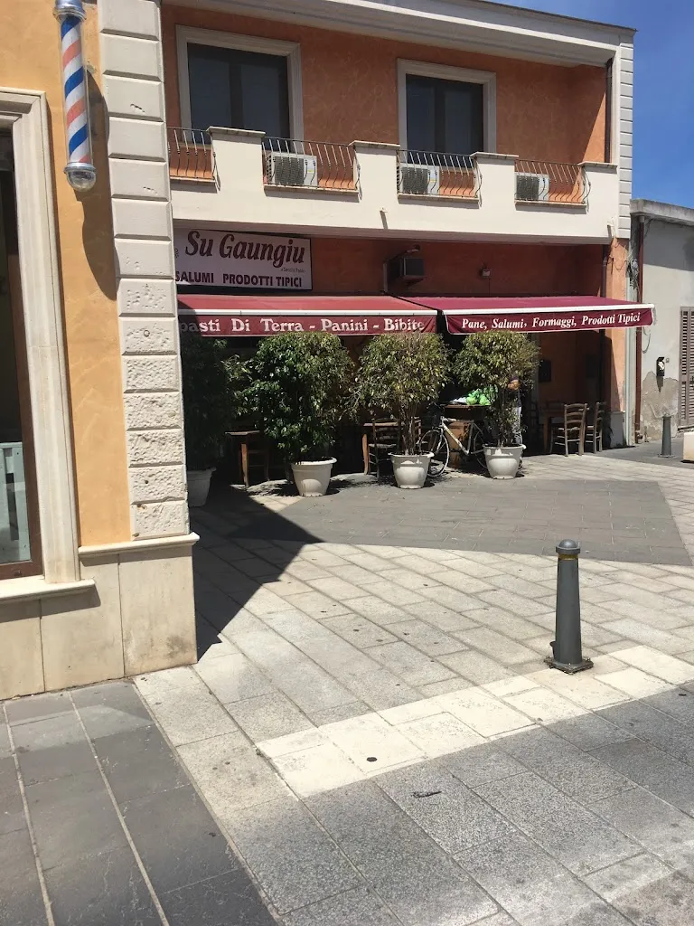 Gabriella Saetti_Salumeria_San Giovanni Suergiu_recensione