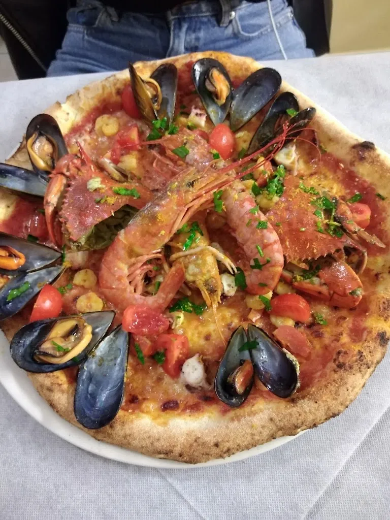 RossoBrace Ristorante Pizzeria_San Giovanni Suergiu_slider_image_3