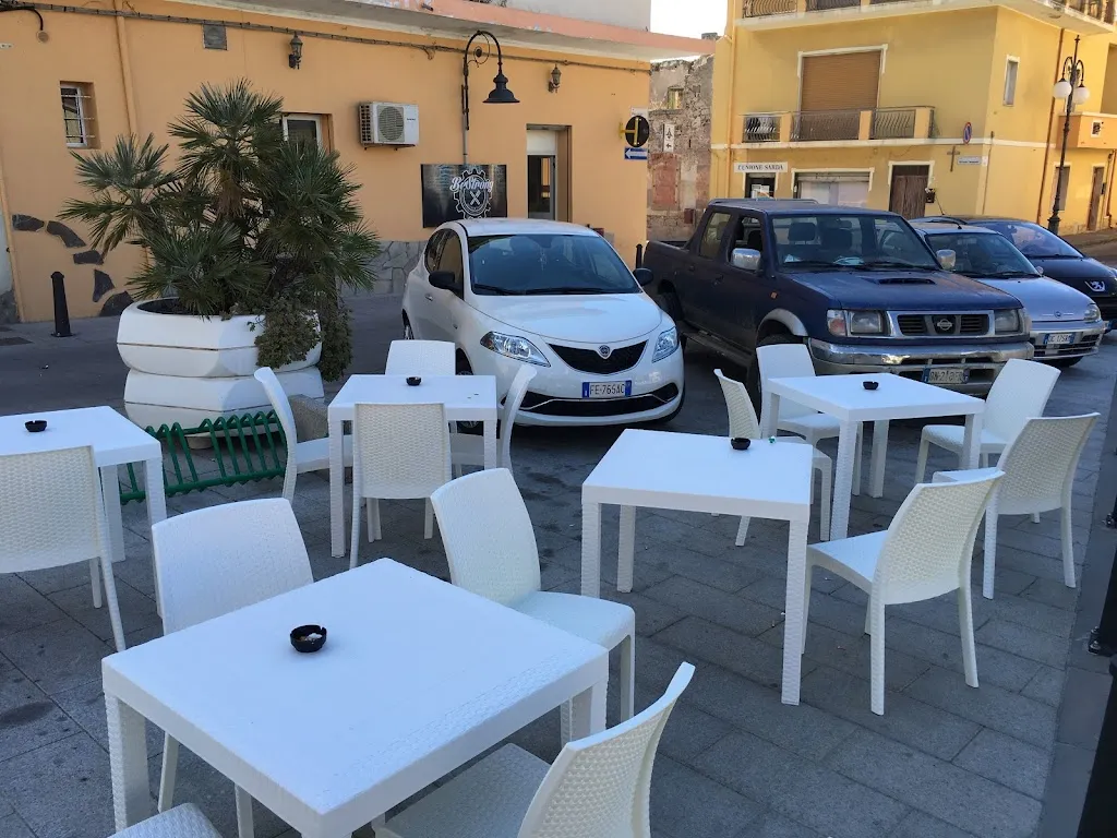 Be Strong - Drink & Food restaurant in San Giovanni Suergiu