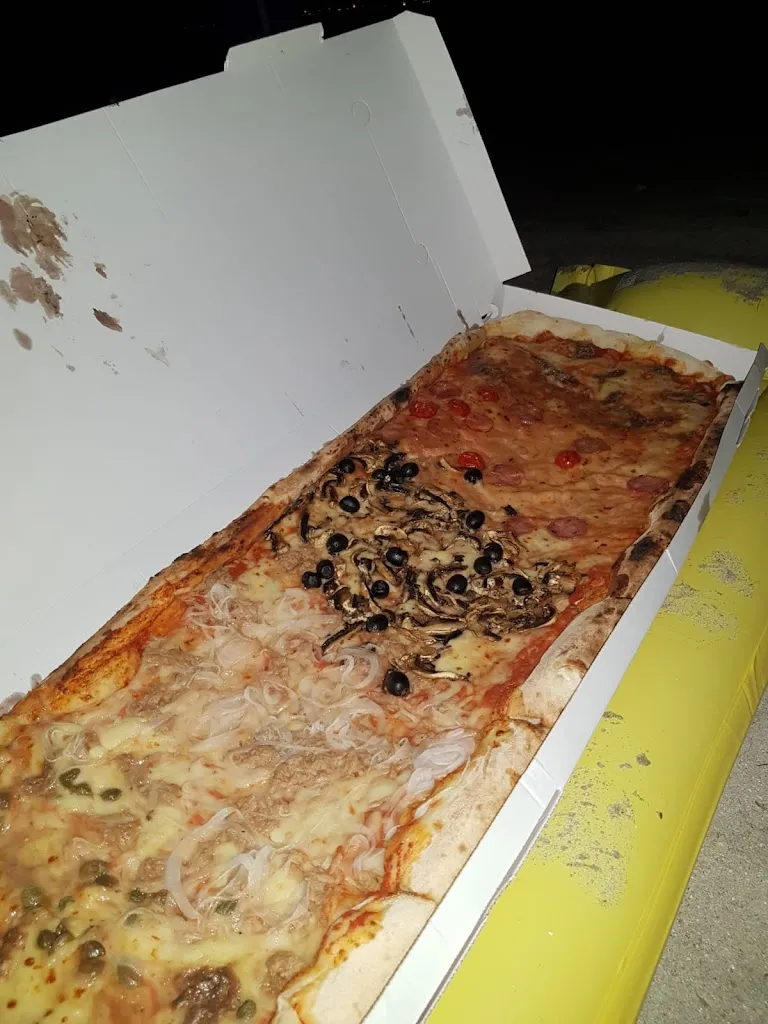 Mauro manca_Pizzeria da Tony_San Giovanni Suergiu_review